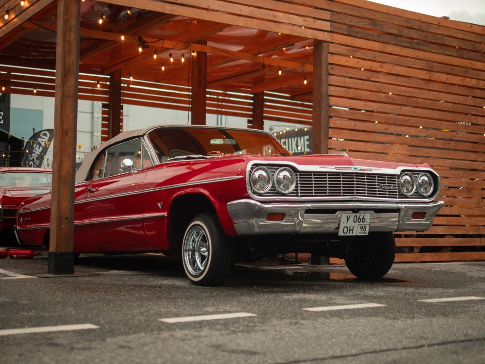 Jeden z naszych ulubionych klasyków Chevrolet Impala z 1967 roku