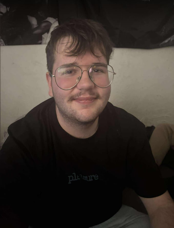 Numer rejestracyjny WY 529XG posiada BMW 560 - WY529XG