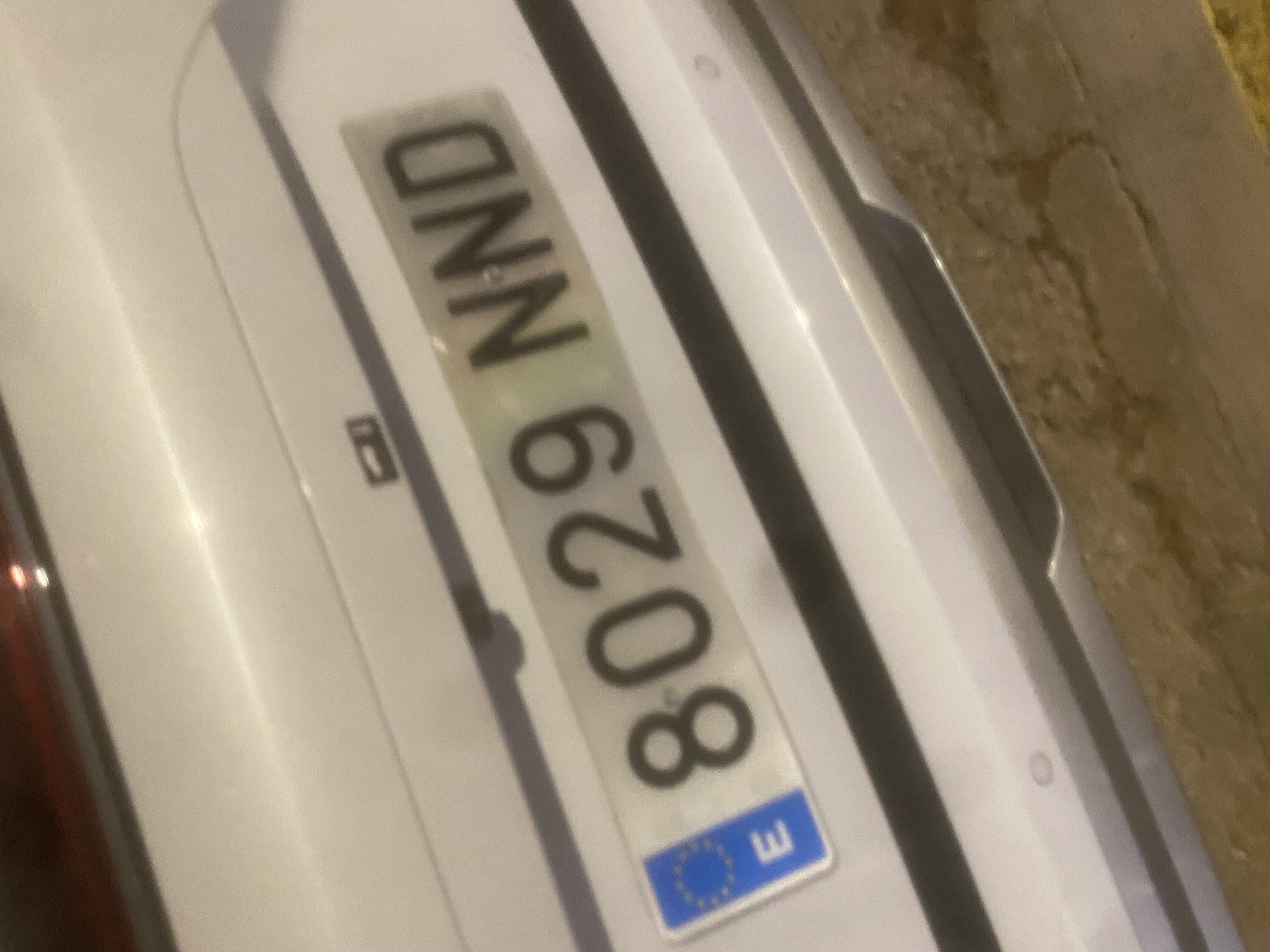 Mistrz parkowania w pojeździe o numerach 8029NND Mistrz parkowania w pojeździe o numerach 8029NND