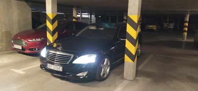 Skradziono pojazd o numerach rejestracyjnych ONY37043