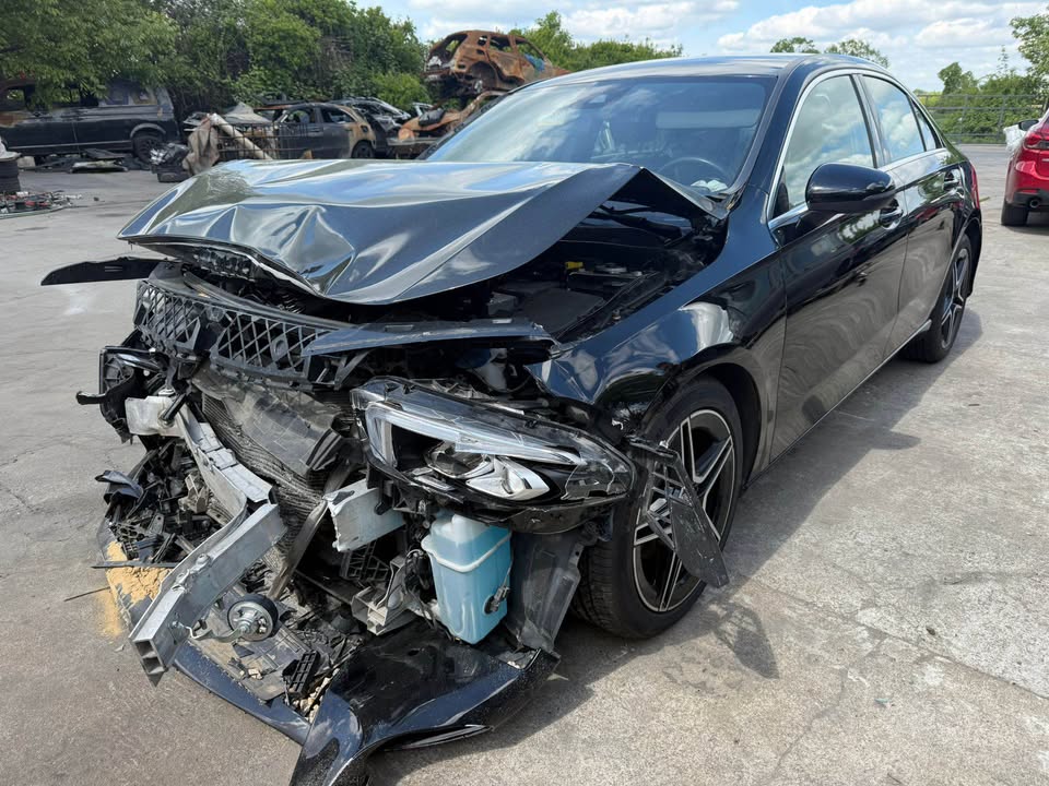 Numer rejestracyjny EPJ20316 posiada MERCEDES-BENZ A 180 d MR`18 E6 177 A 180 d MR`18 E6 177