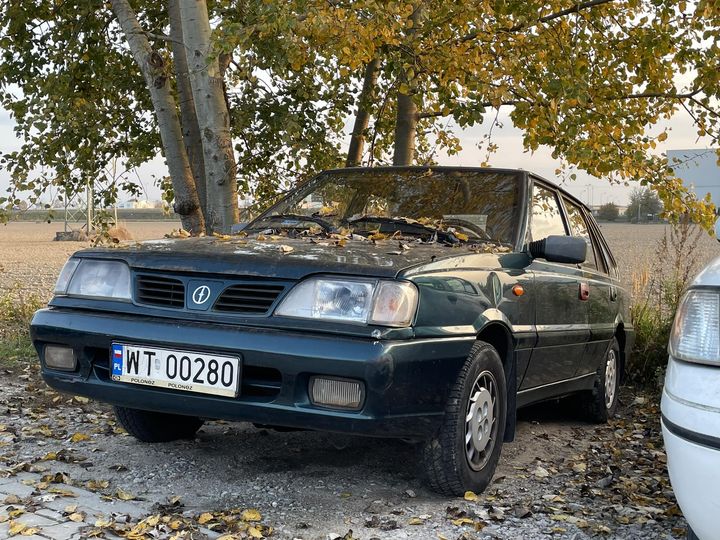 Numer rejestracyjny WT 00280 posiada FSO Polonez PLUS GLi - WT00280