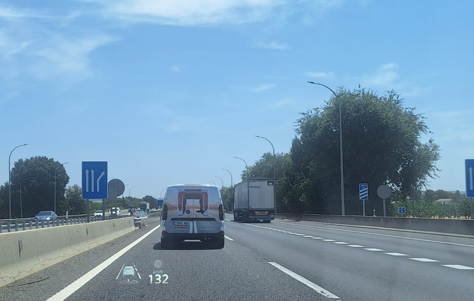 Pirat drogowy w pojeździe o numerach rejestracyjnych 7880NGS