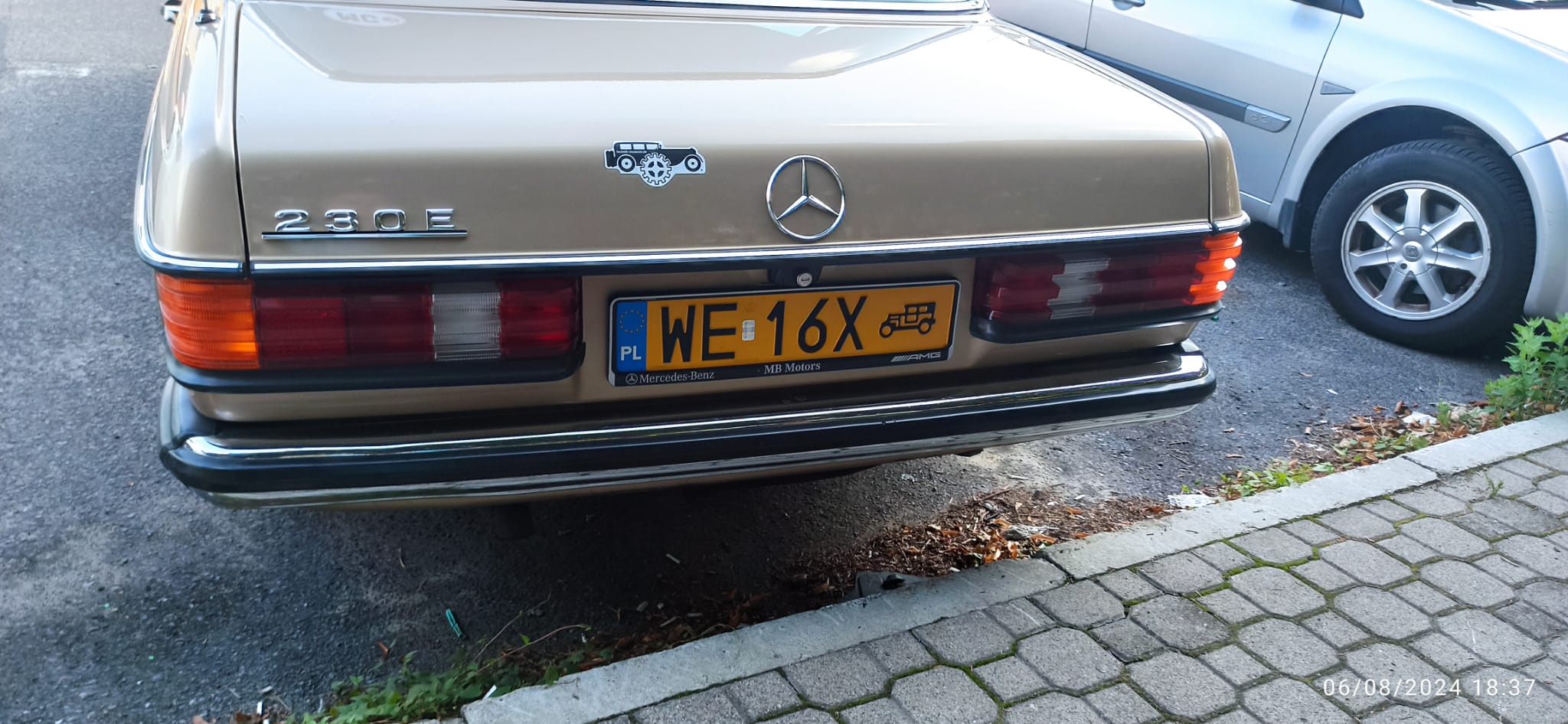 The owner of car contacted us and the incidents was resolved. The misunderstanding due to the missing ...