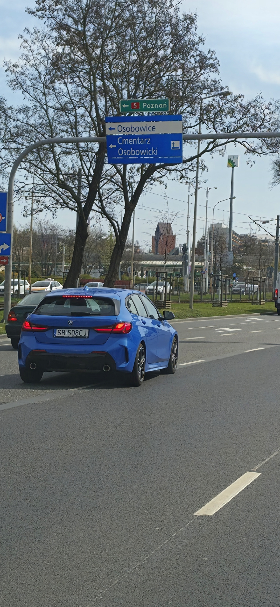 Pirat drogowy w pojeździe o numerach rejestracyjnych SB508CJ Pirat drogowy w pojeździe o numerach rejestracyjnych SB508CJ