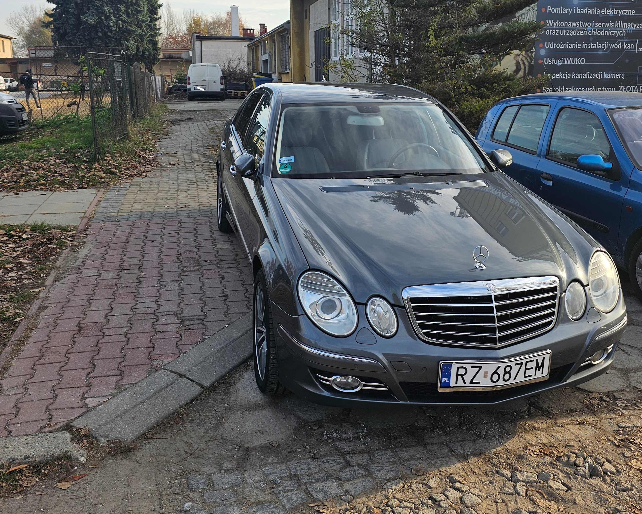 Mistrz parkowania w pojeździe o numerach RZ687EM