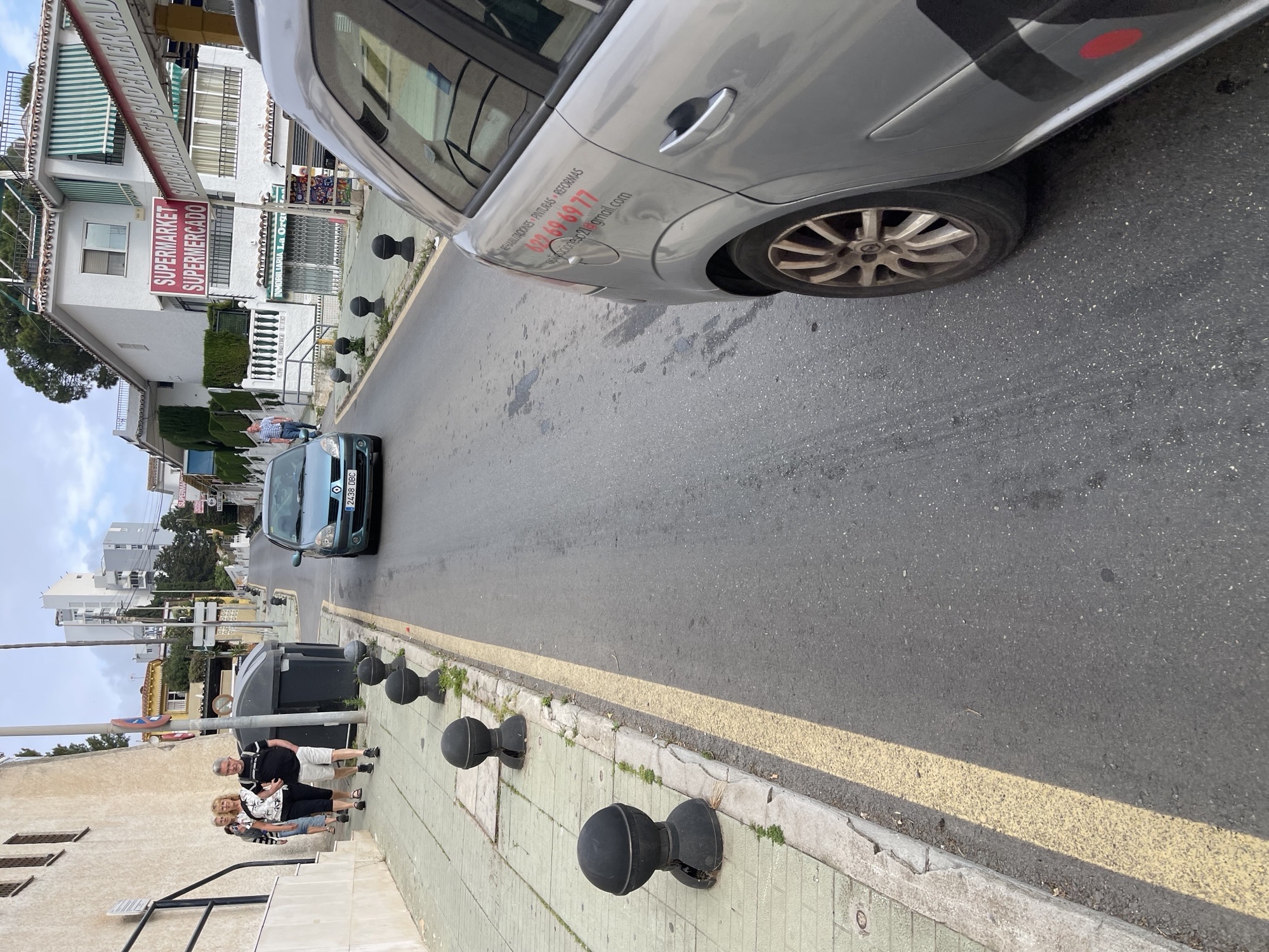 Mistrz parkowania w pojeździe o numerach 2438DBC