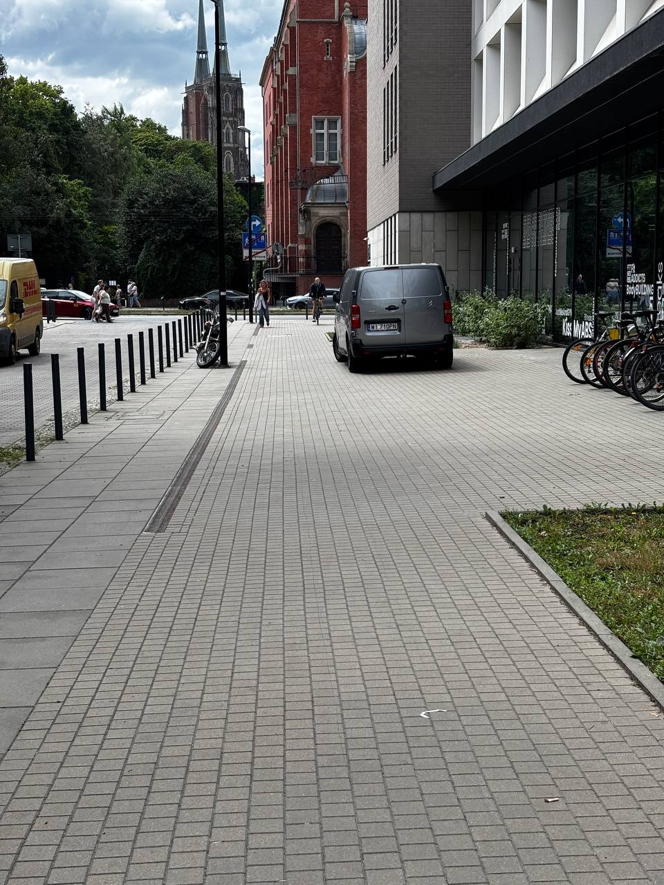 Mistrz parkowania w pojeździe o numerach WI710PN