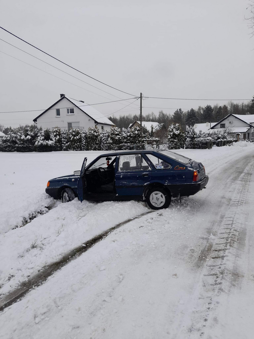 Numer rejestracyjny KCP 0223 posiada FSO POLONEZ 1,5L - KCP0223