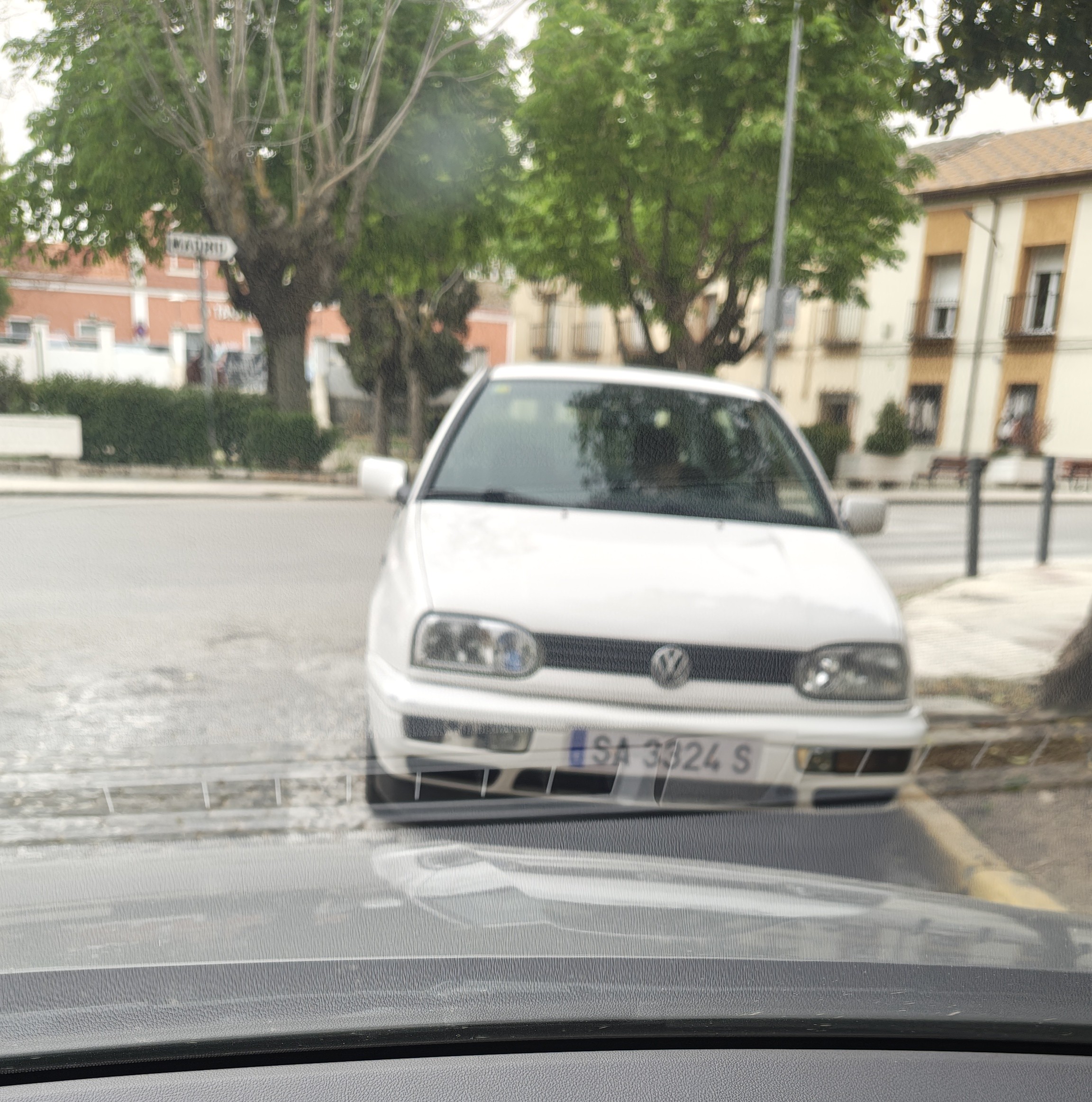 Mistrz parkowania w pojeździe o numerach SA3324S