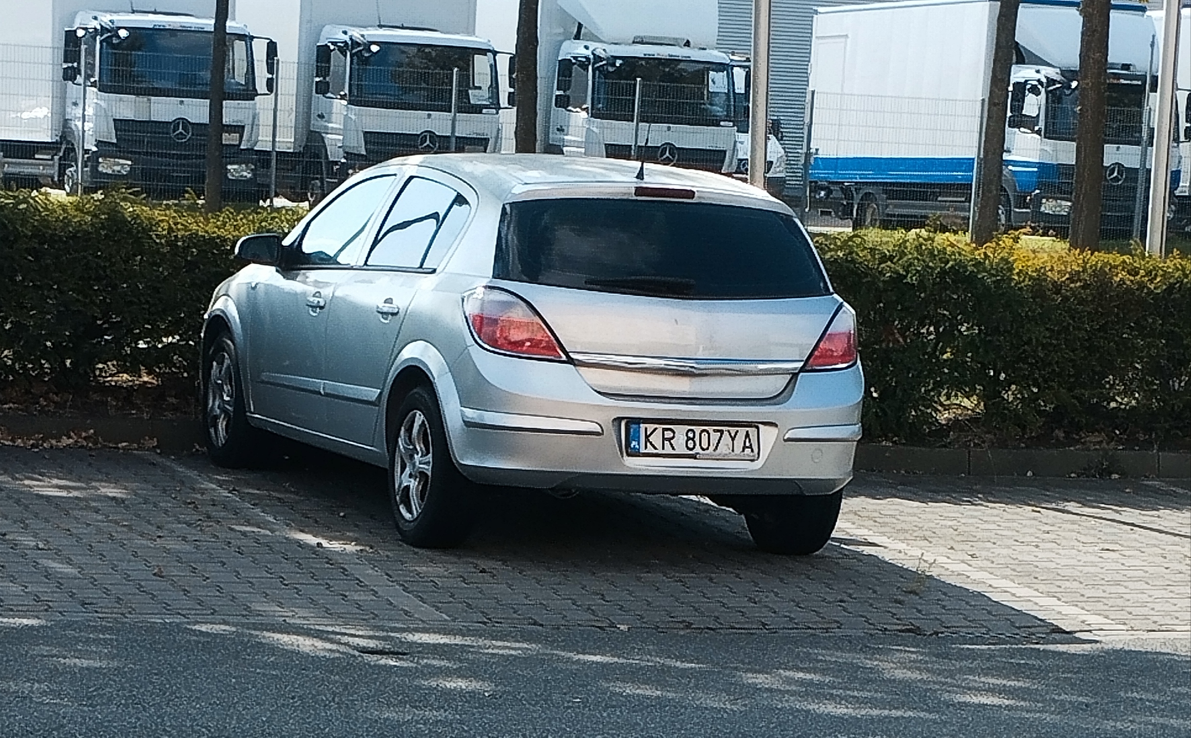Auto stoi na parkingu w Bremen od kilku miesięcy