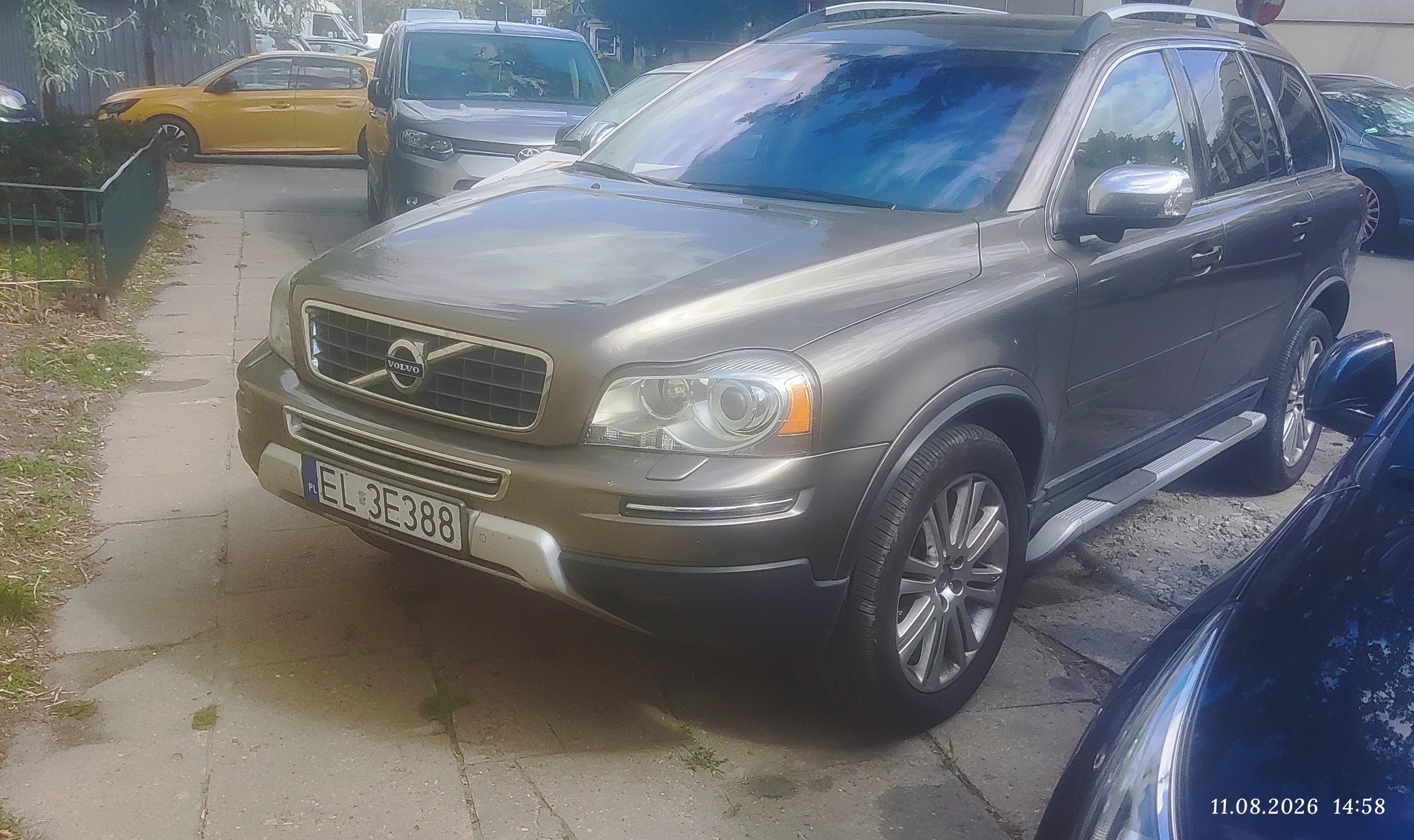 Mistrz parkowania w pojeździe o numerach EL3E388