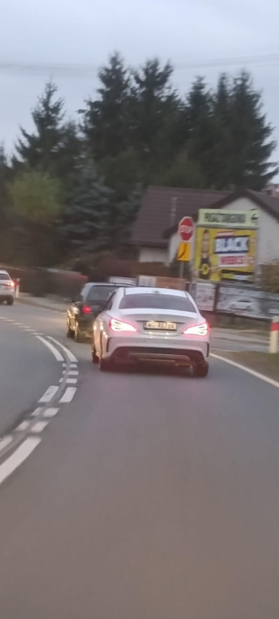 Pirat drogowy w pojeździe o numerach rejestracyjnych WG4676K