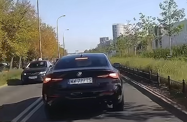 Numer rejestracyjny WW 777TS posiada BMW M440I XDRIVE - WW777TS