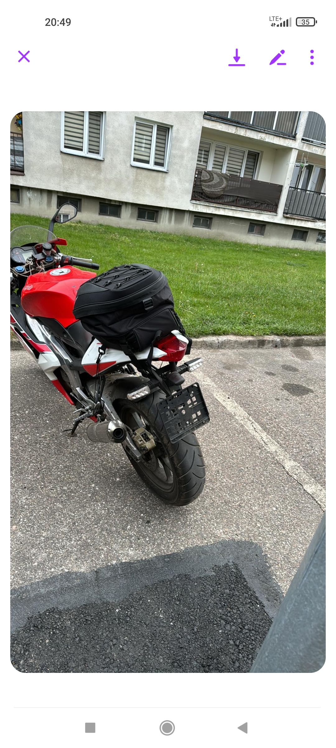 Zgubiono tablicę rejestracyjną o numerach WZU47C6