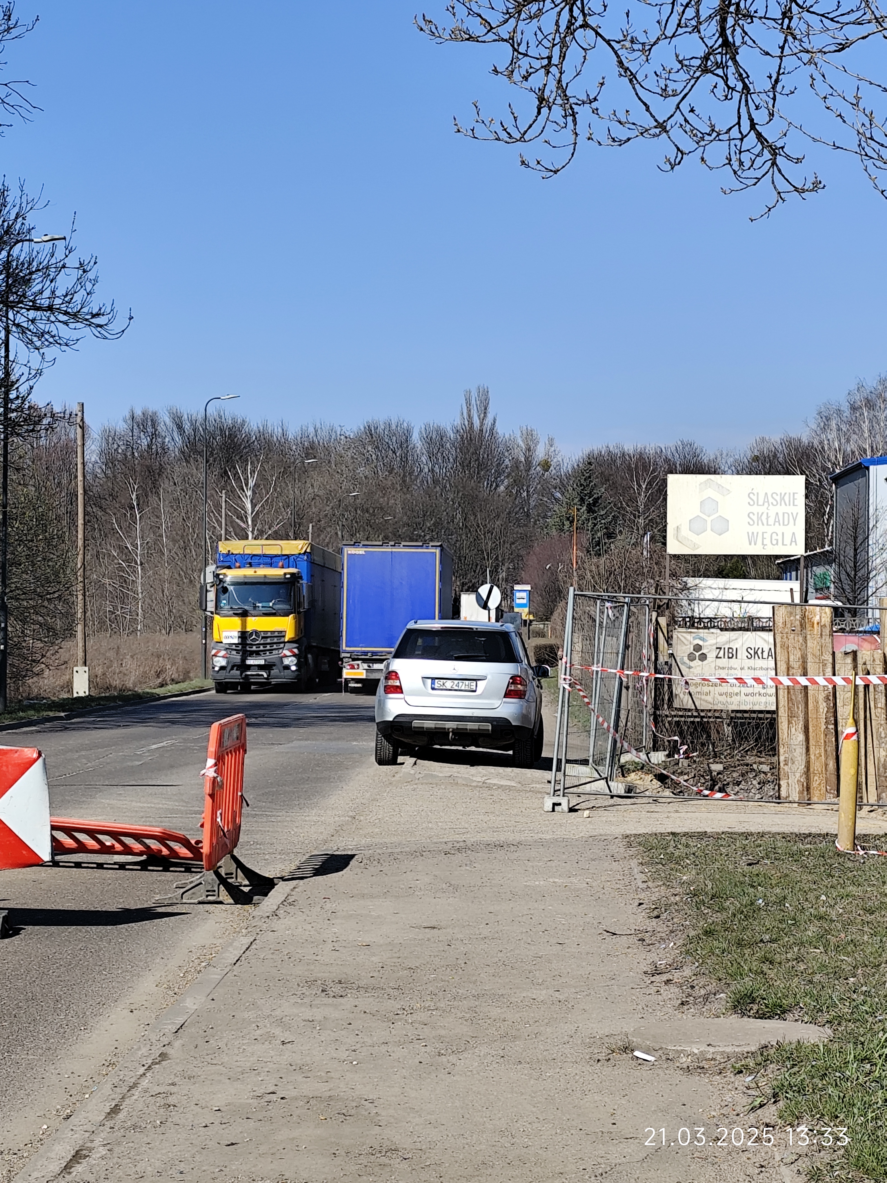 Mistrz parkowania w pojeździe o numerach SK247HE