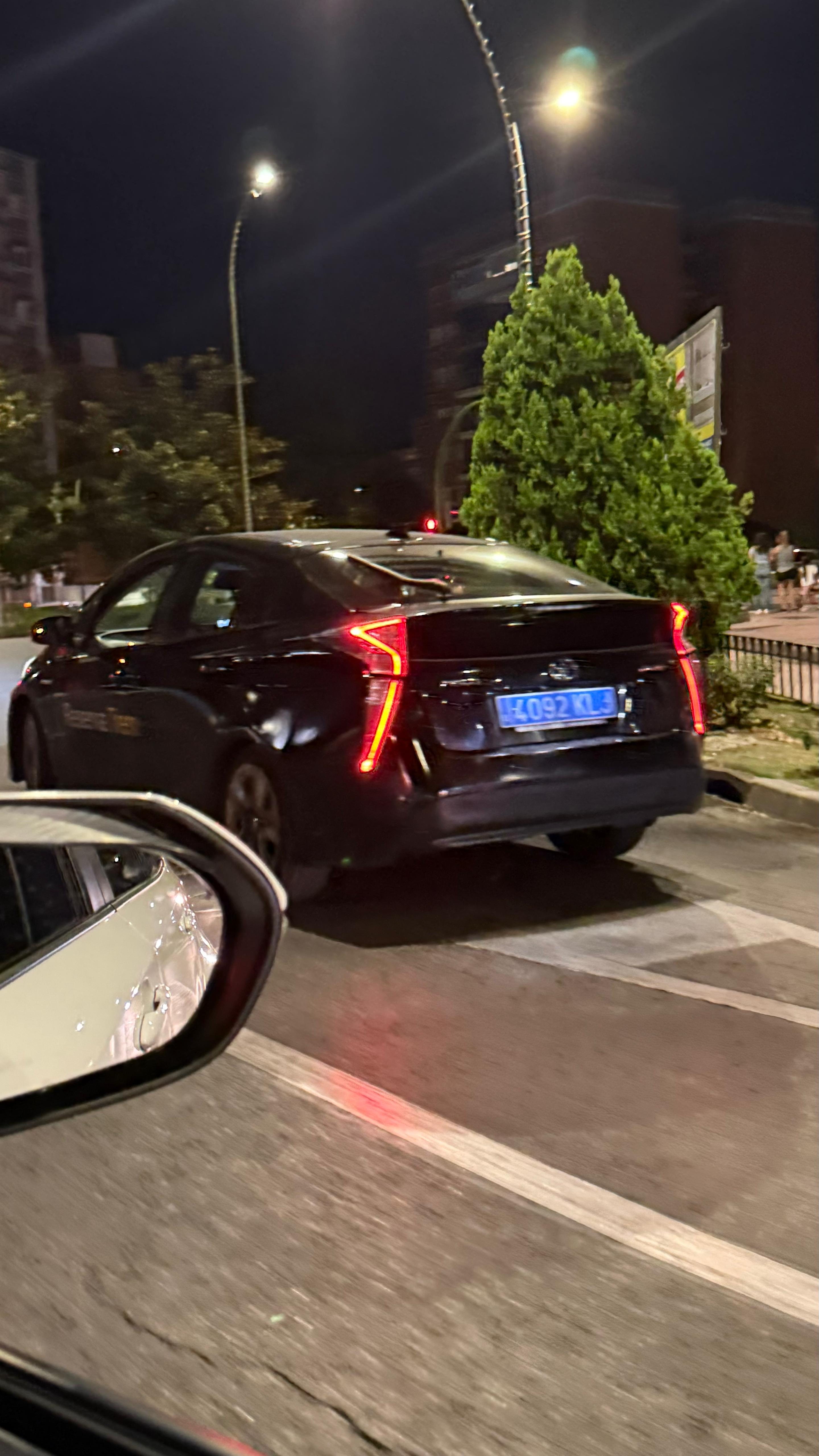 Pirat drogowy w pojeździe o numerach rejestracyjnych 4092KLJ