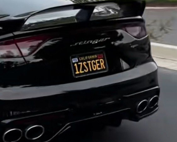 Numer rejestracyjny 1ZSTGER posiada Kia Stinger