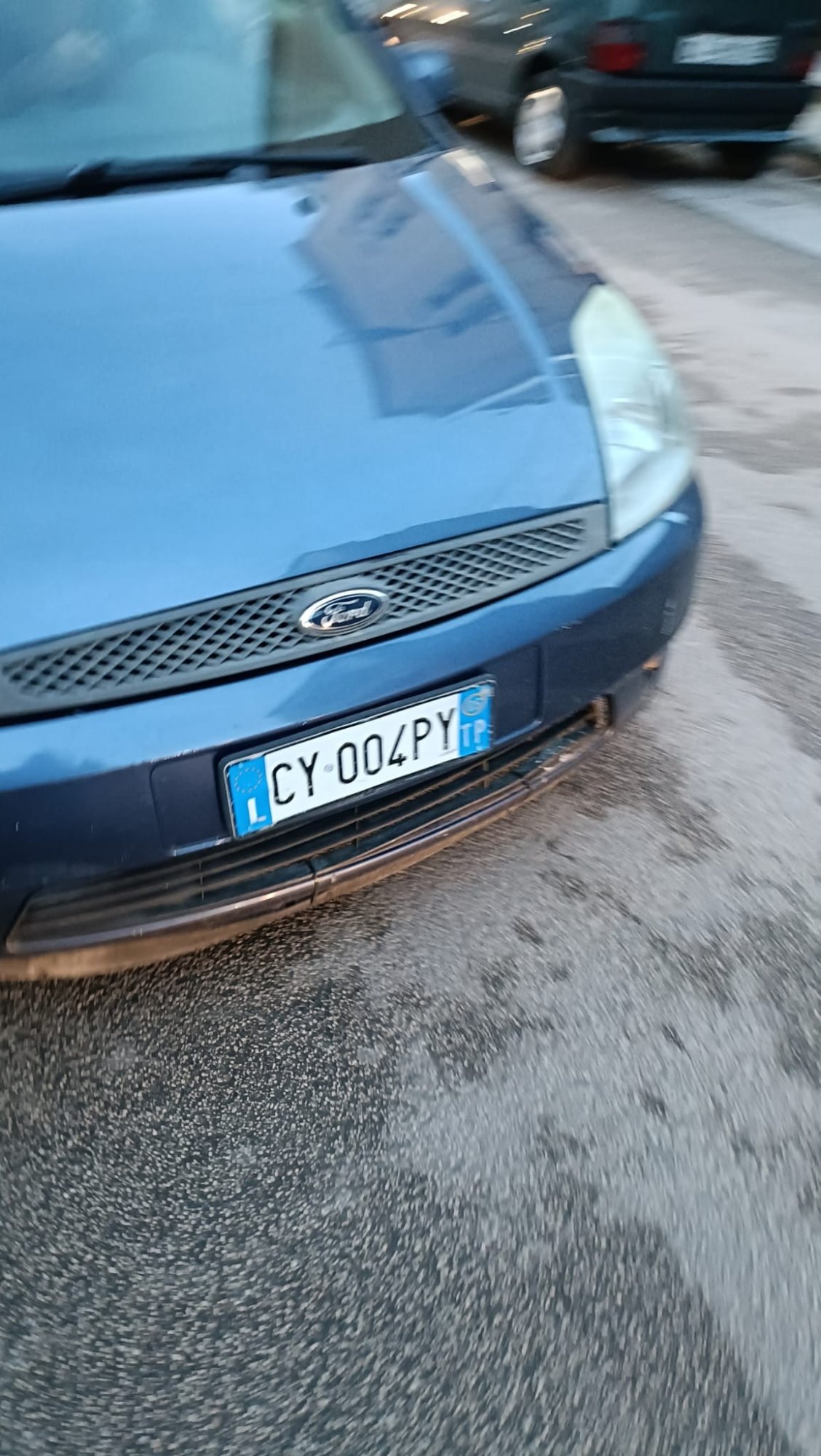 Numer rejestracyjny CY004PY posiada FORD Fiesta 5a serie