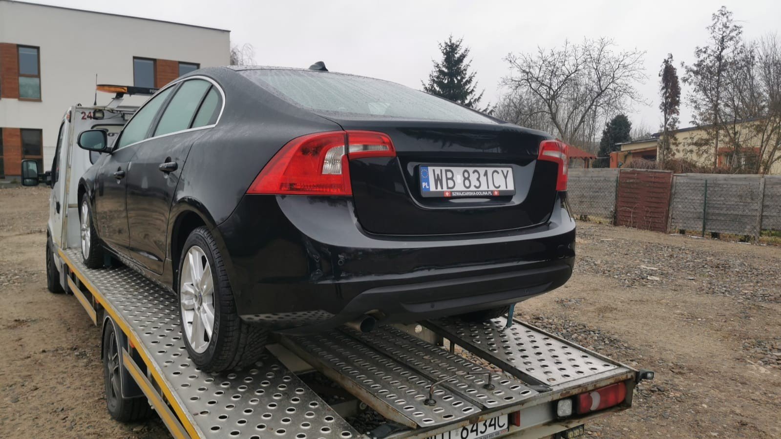 Numer rejestracyjny WB 831CY posiada VOLVO S60 2.0 D3 MR`14 E5 S60 2.0 D3 MR`14 E5 - WB831CY