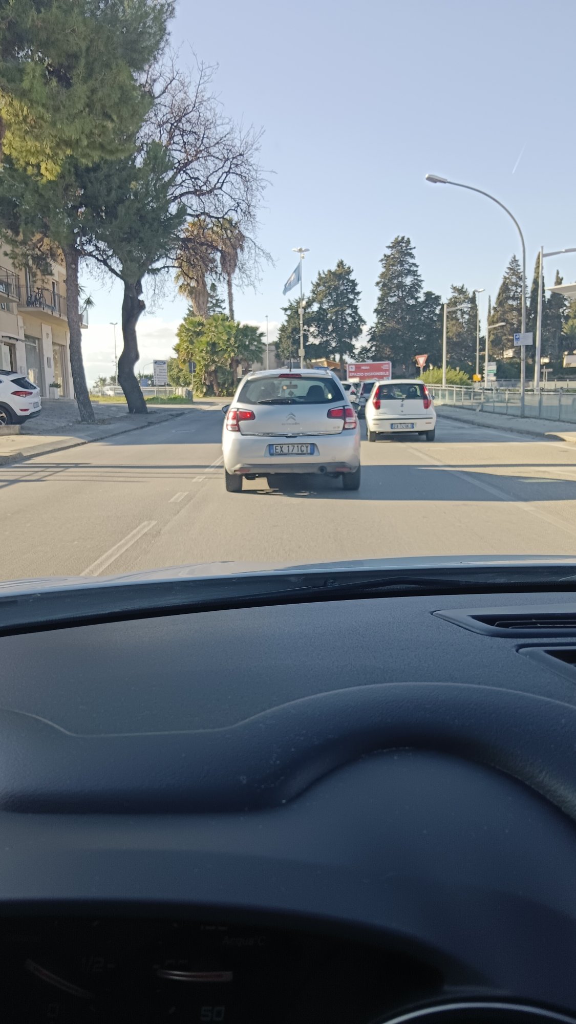 Numer rejestracyjny EX171CY posiada CITROEN C3 2a serie