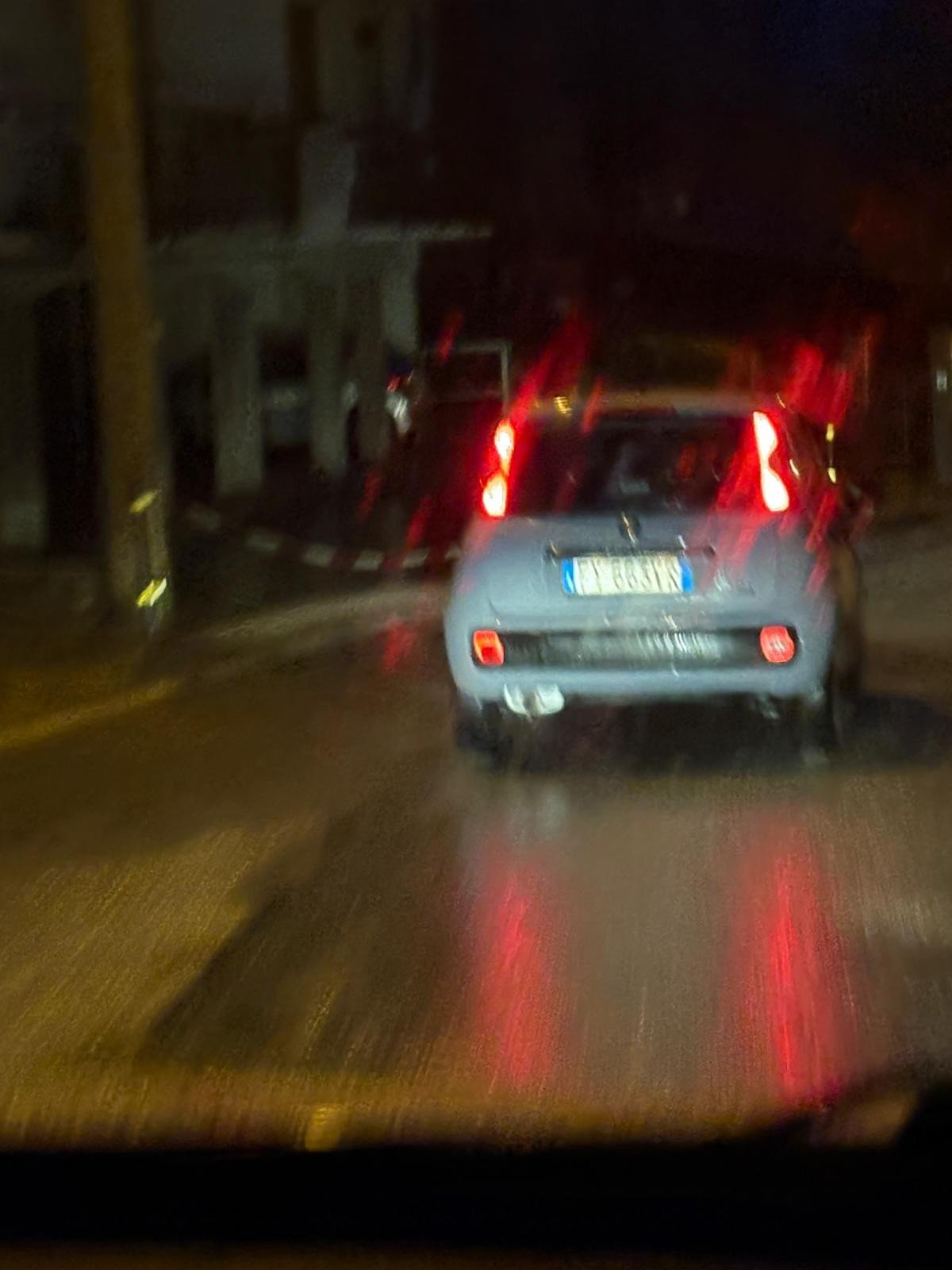 Numer rejestracyjny FY663YK posiada JEEP Wrangler 4a serie