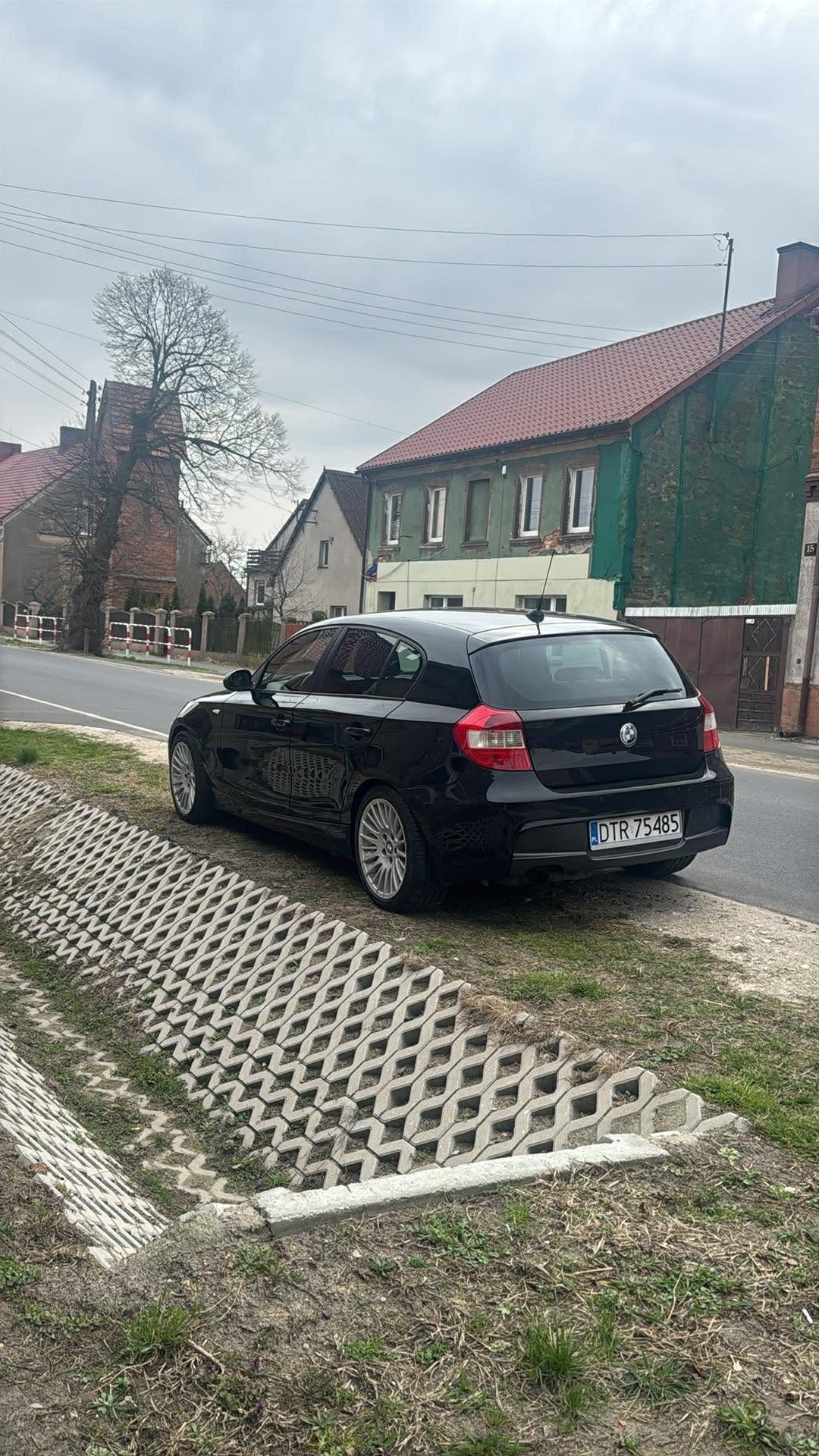 Numer rejestracyjny DTR 75485 posiada BMW 120i MR`04 E3 E87 120i MR`04 E3 E87 - DTR75485