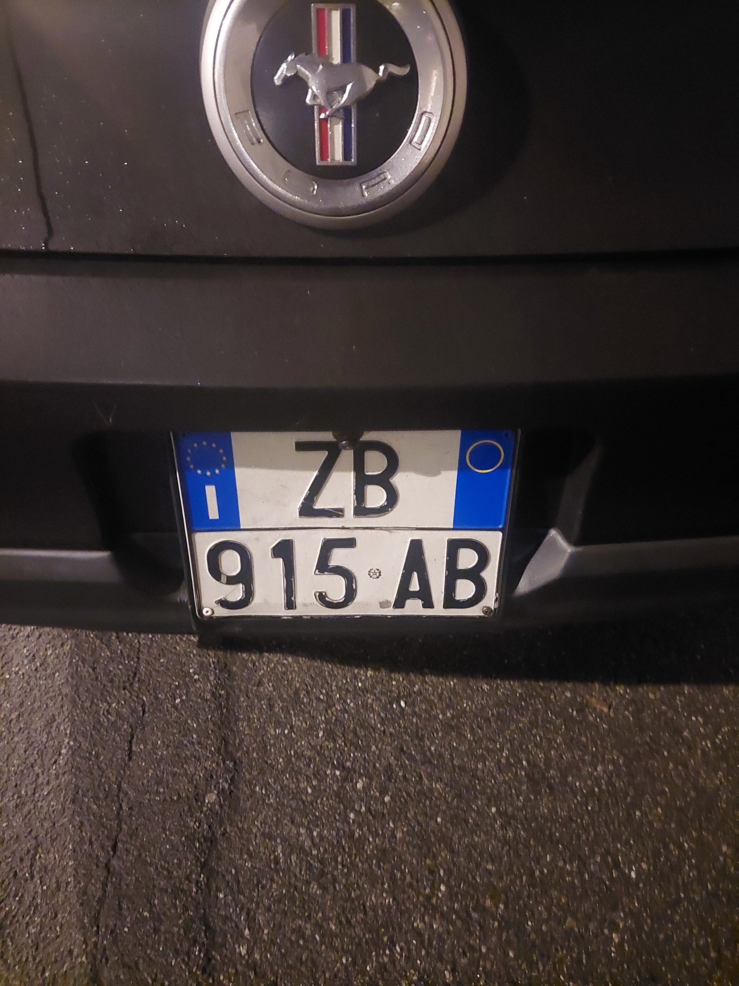 Numer rejestracyjny ZB915AB posiada Ford Mustang