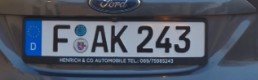 Numer rejestracyjny FAK243 posiada Ford 
