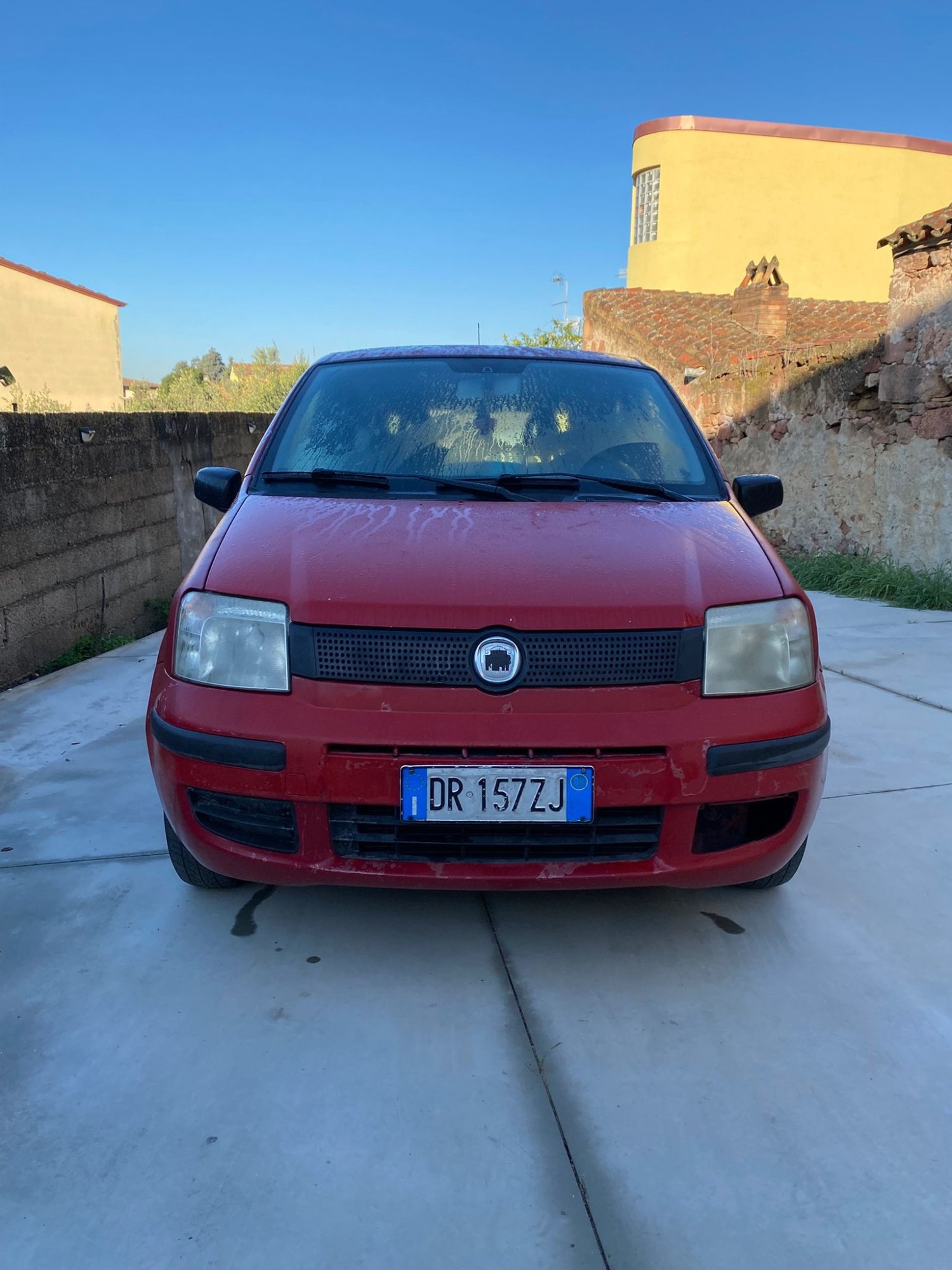 Numer rejestracyjny DR157ZJ posiada FIAT Panda 2a serie