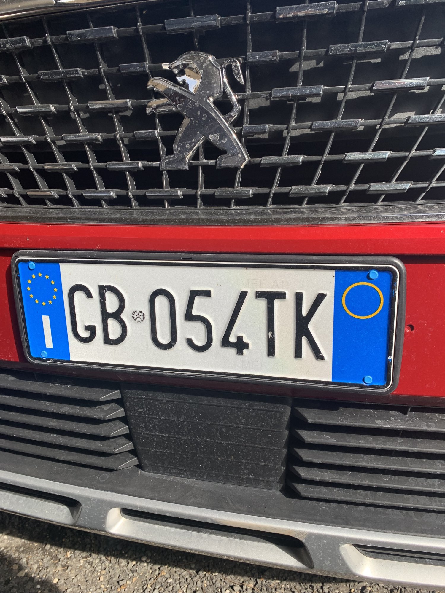 Numer rejestracyjny CB054TK posiada MITSUBISHI Space Star