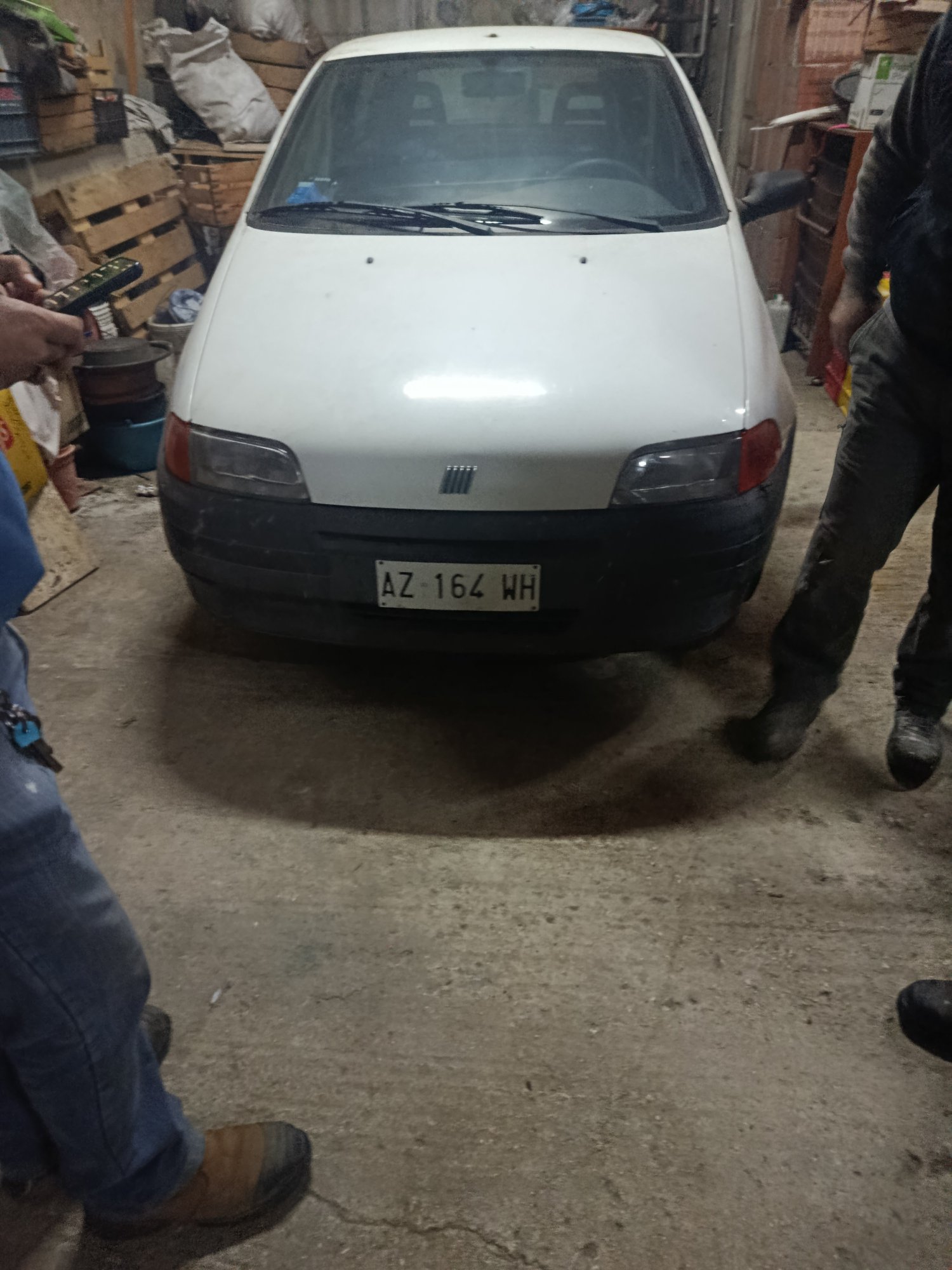 Numer rejestracyjny AZ164WH posiada AUDI A3