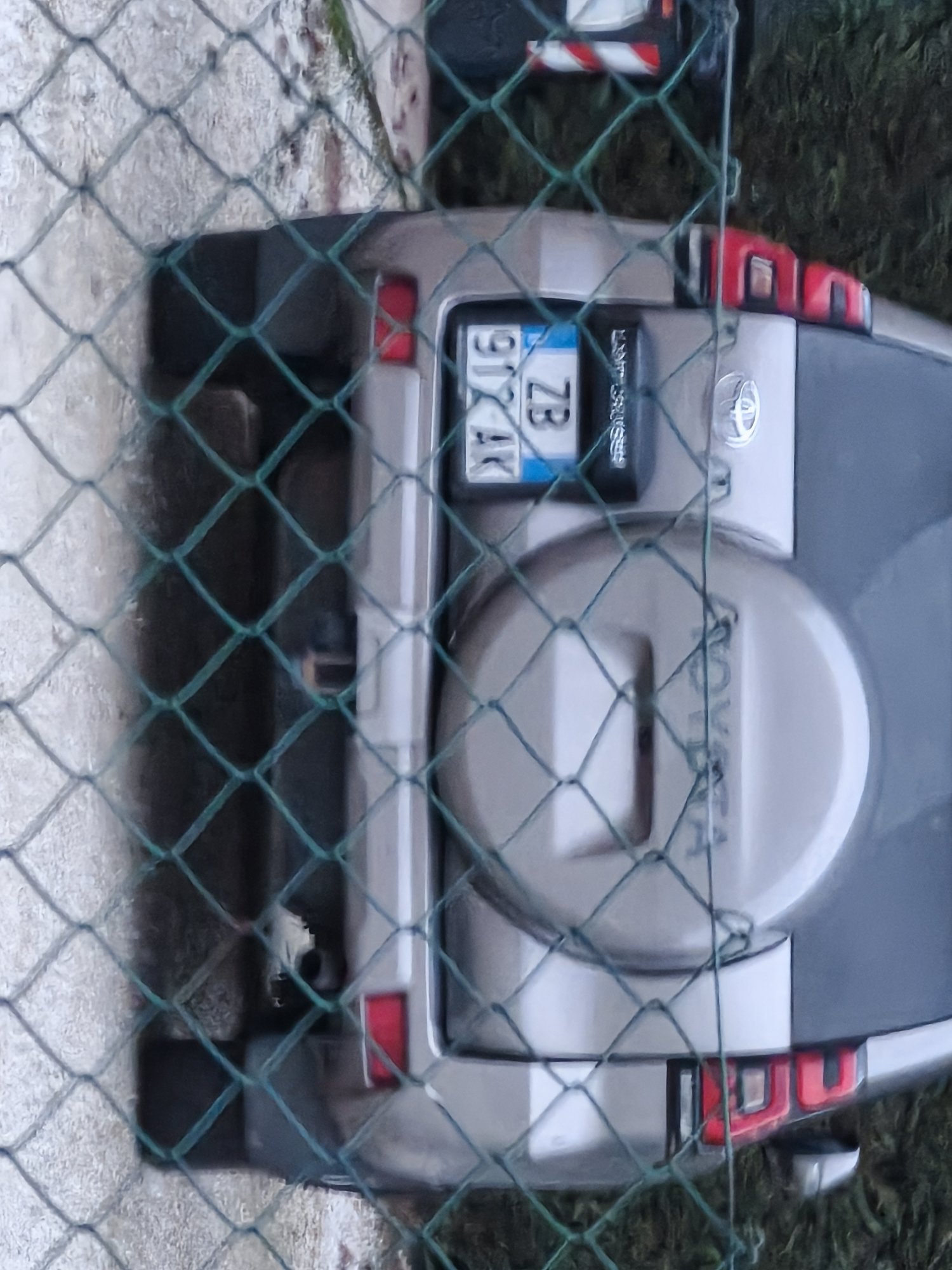 Numer rejestracyjny ZB917AK posiada Toyota 