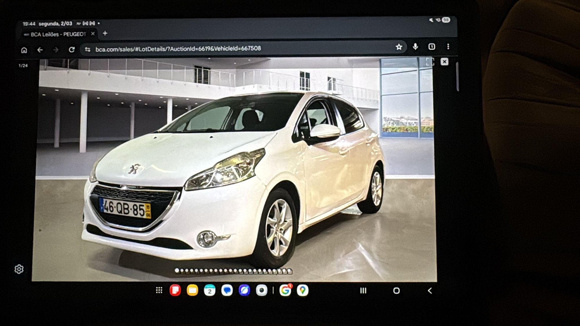 Numer rejestracyjny 46QB85 posiada Peugeot 208