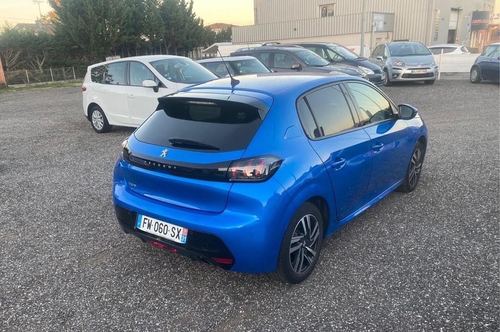 Numer rejestracyjny FW060SX posiada PEUGEOT 208 II