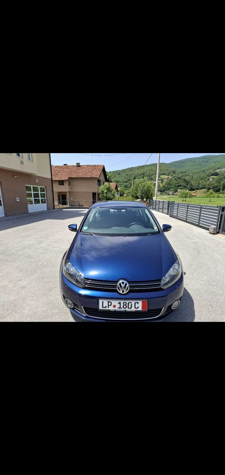 Numer rejestracyjny LP180C posiada Volkswagen Golf