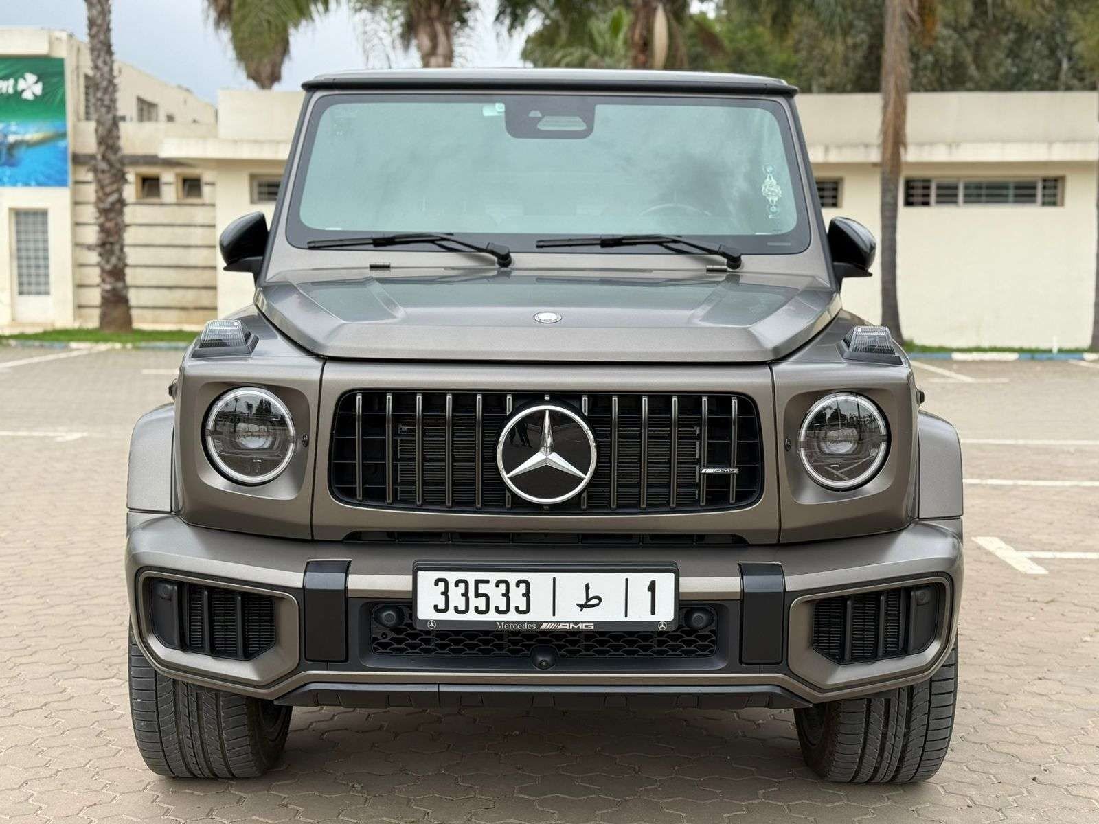 Numer rejestracyjny 3353311 posiada Mercedes G-Class AMG