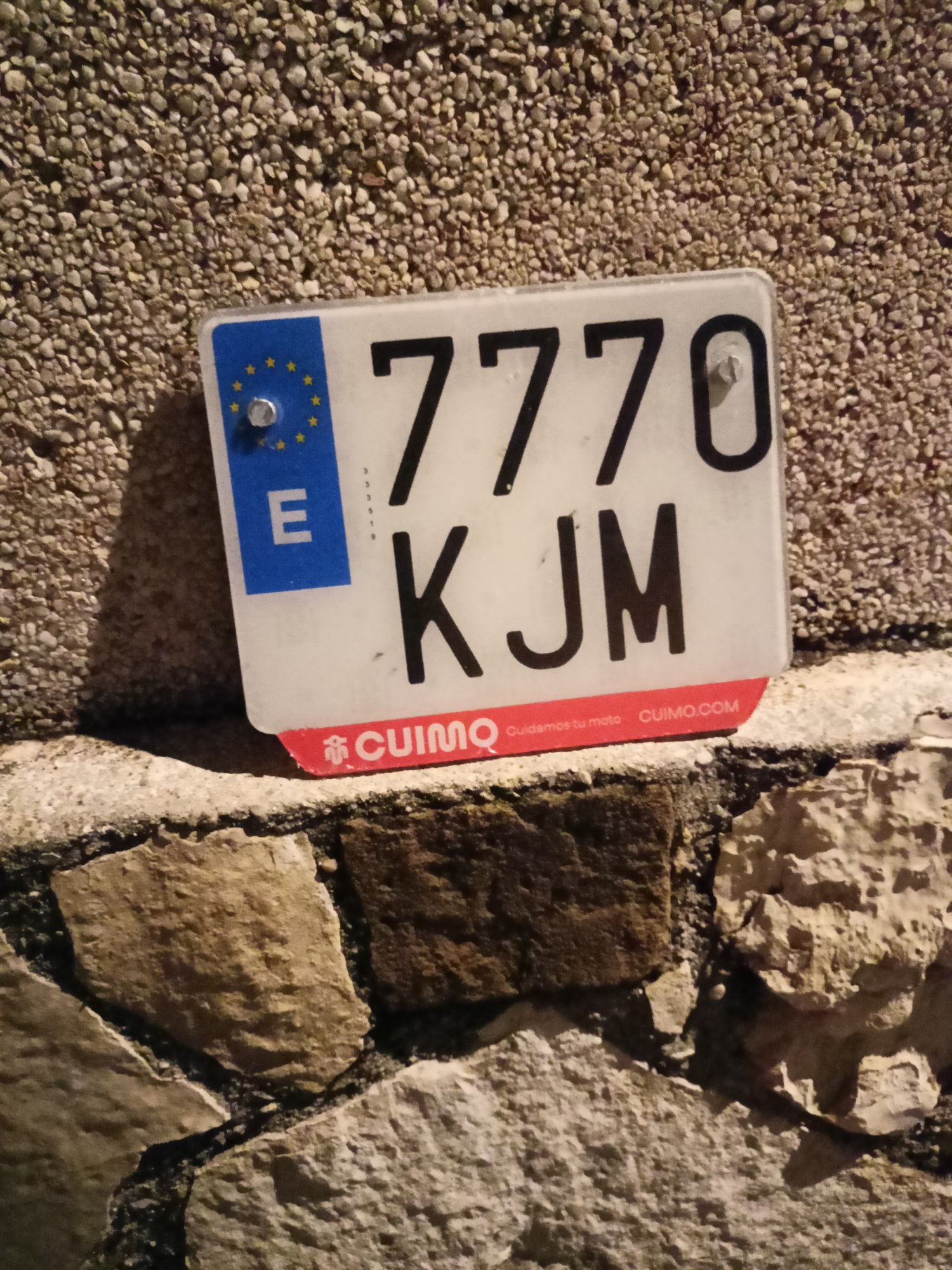 Numer rejestracyjny 7770KJM posiada HONDA CMX 500