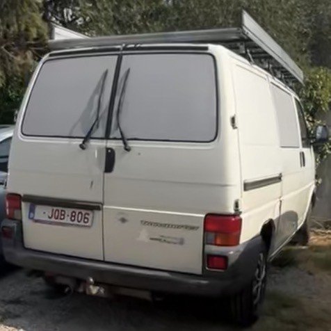 Numer rejestracyjny JOB806 posiada  