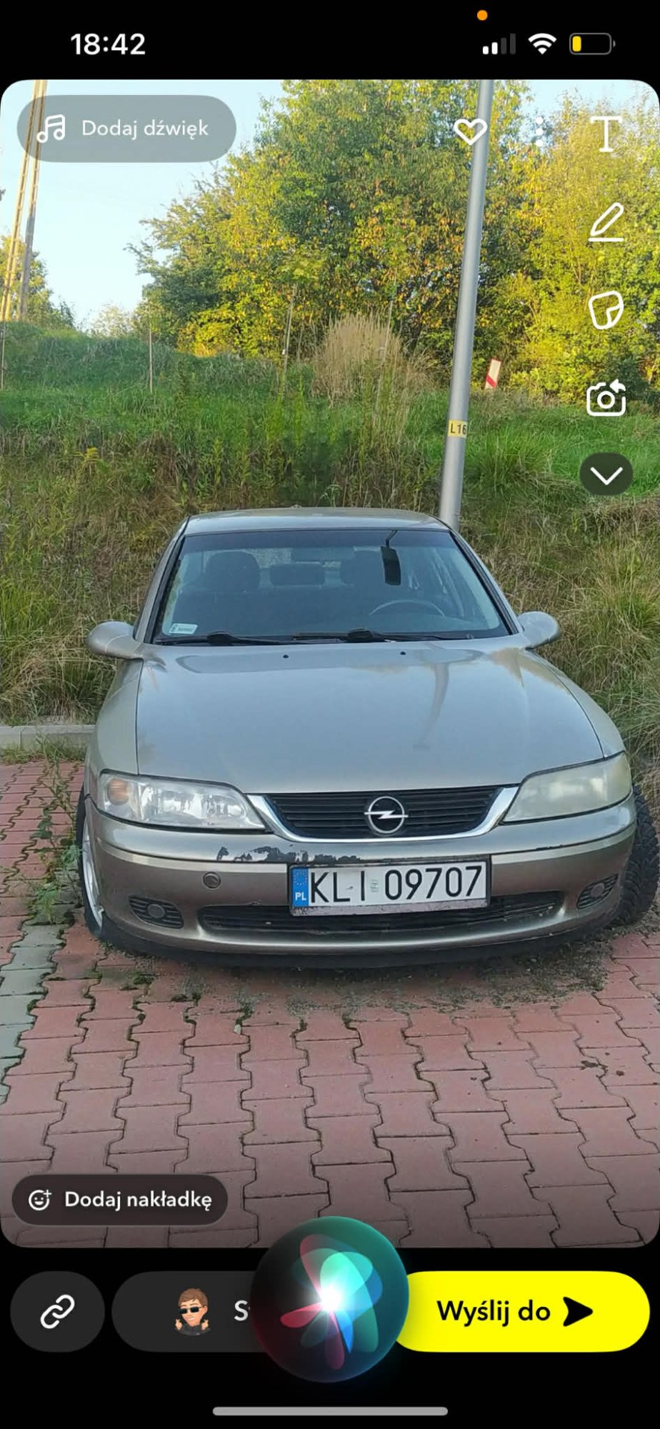 Numer rejestracyjny KLI 09707 posiada OPEL  - KLI09707