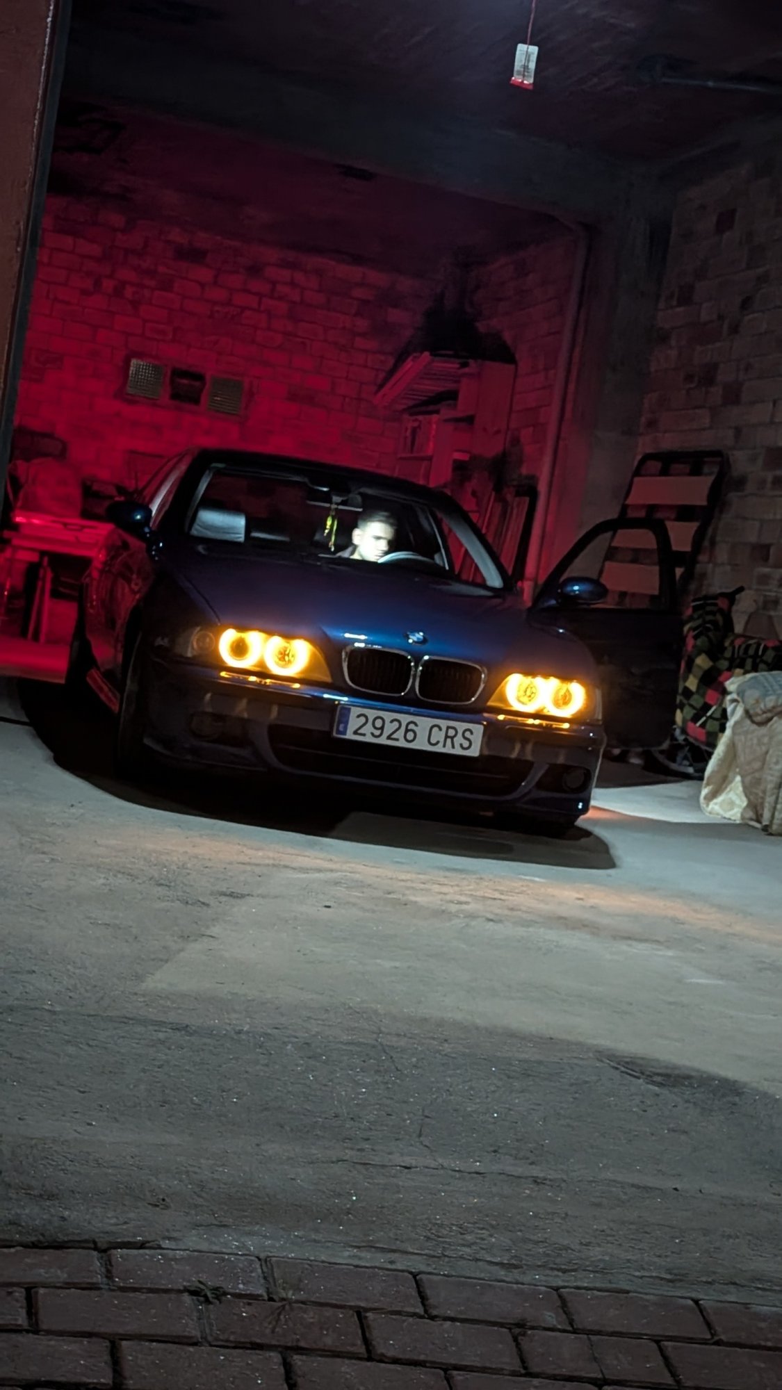 Numer rejestracyjny 2926CRS posiada BMW SERIE 5