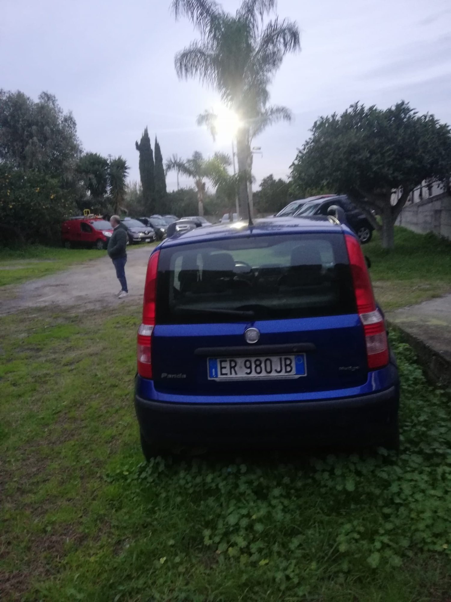 Numer rejestracyjny ER980JB posiada FIAT Panda 2a serie