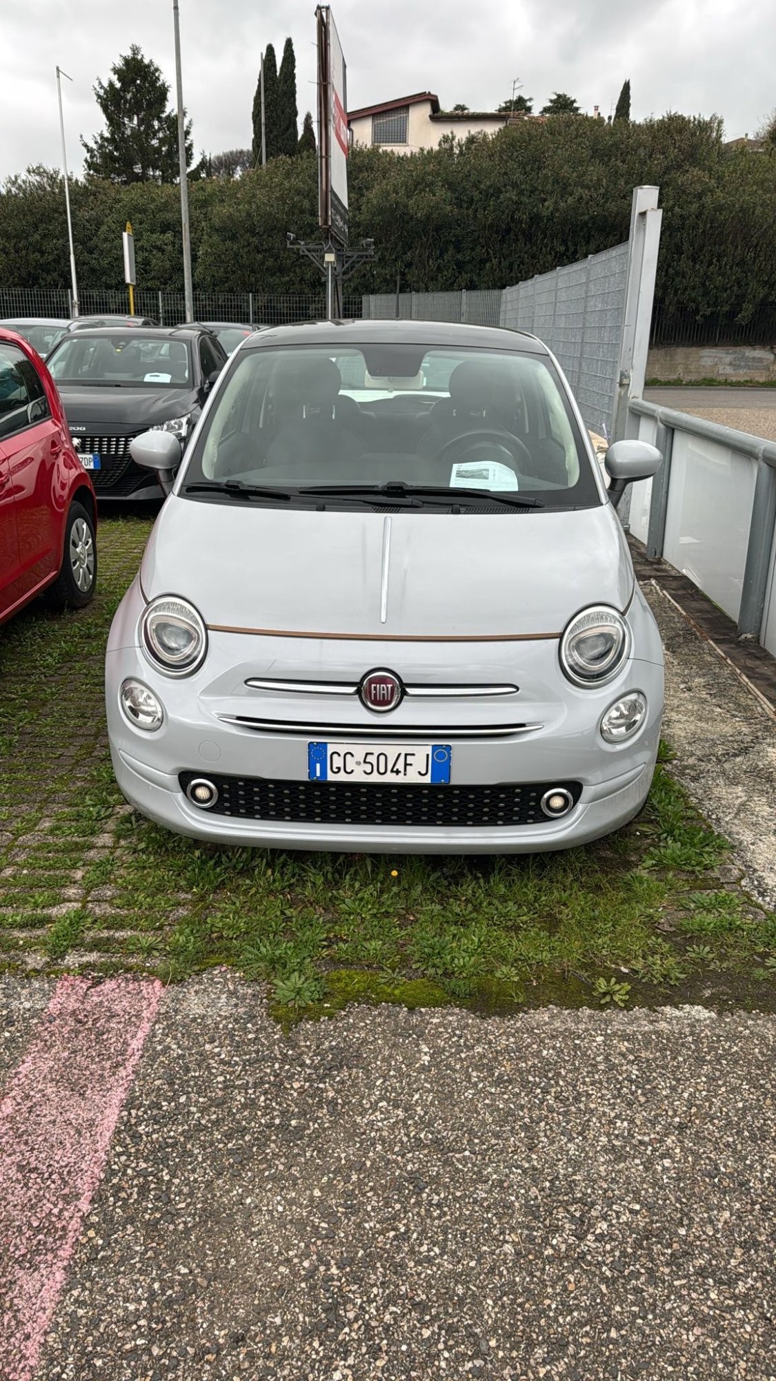 Numer rejestracyjny GC504FJ posiada FIAT 500