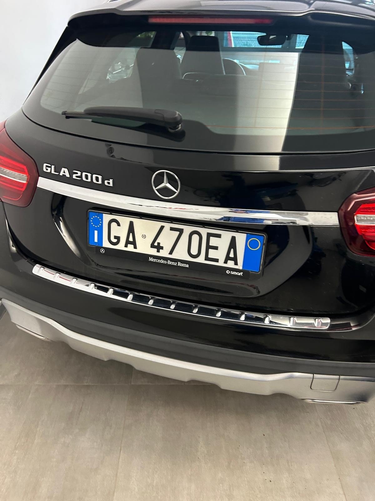 Numer rejestracyjny GA470EA posiada MERCEDES GLA