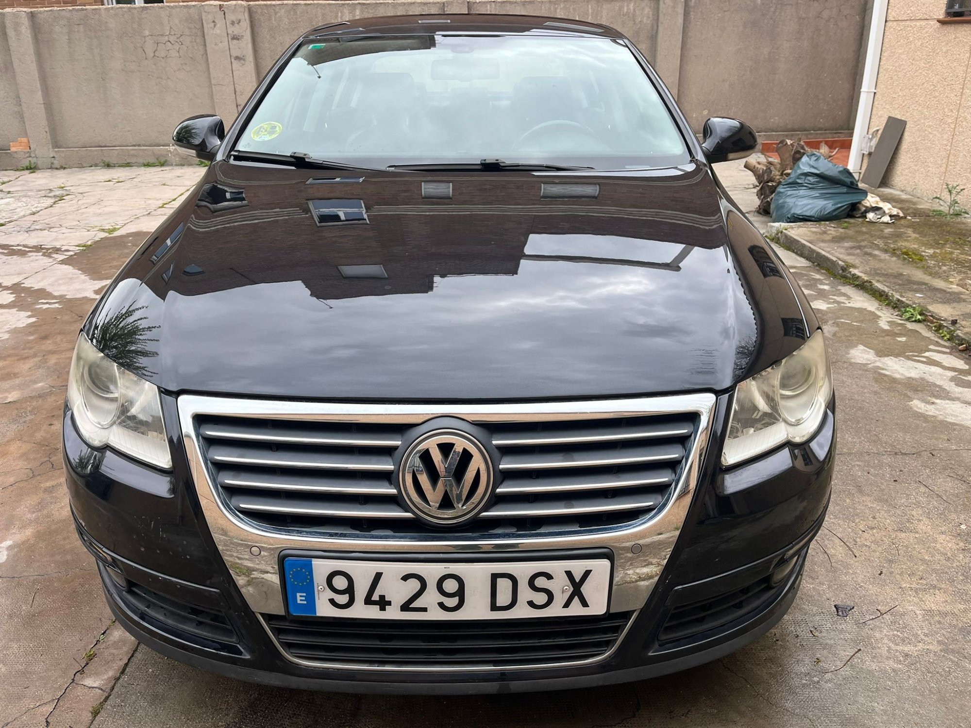 Numer rejestracyjny 9429DSX posiada VOLKSWAGEN PASSAT