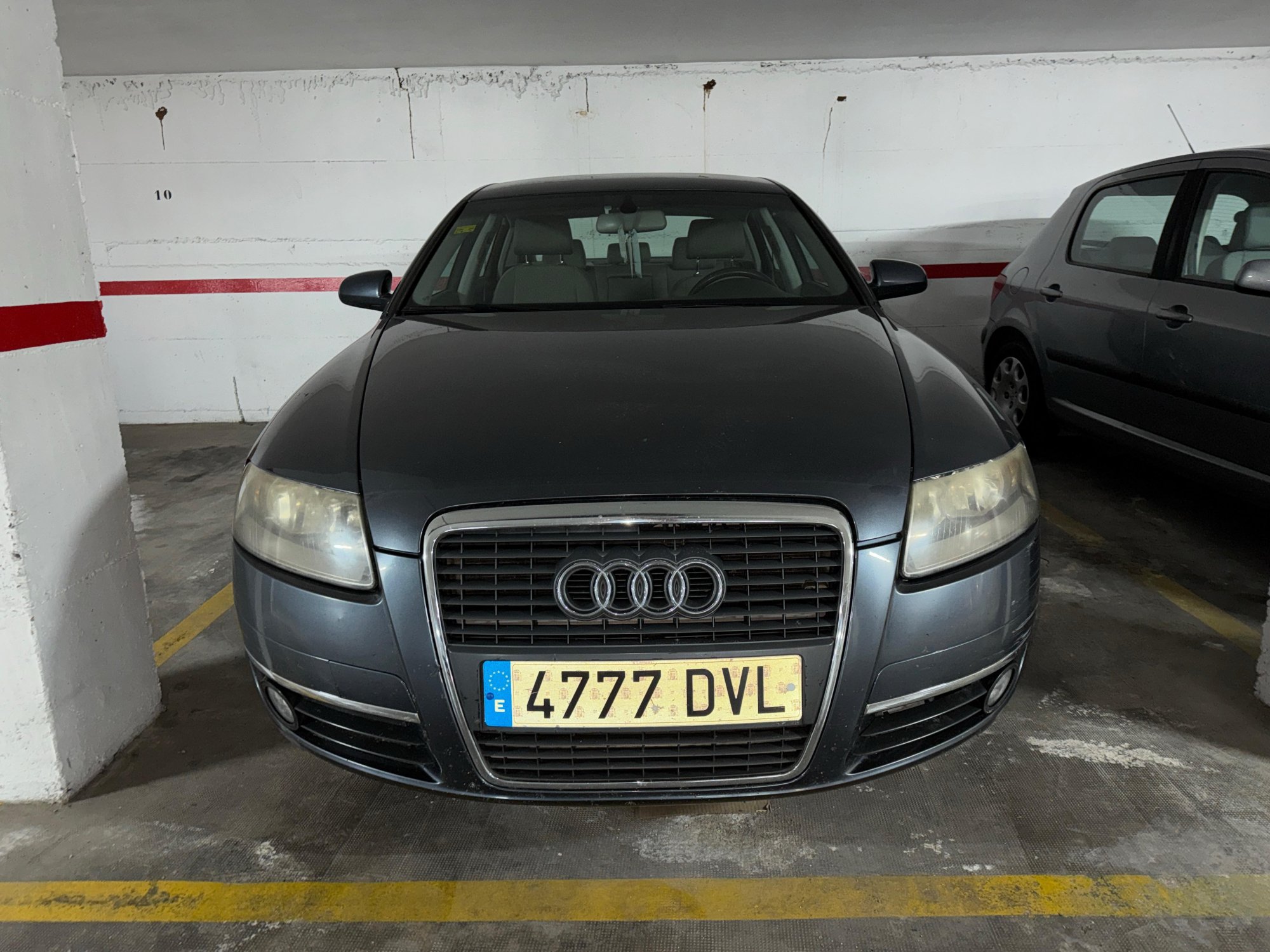 Numer rejestracyjny 4777DVL posiada AUDI A6