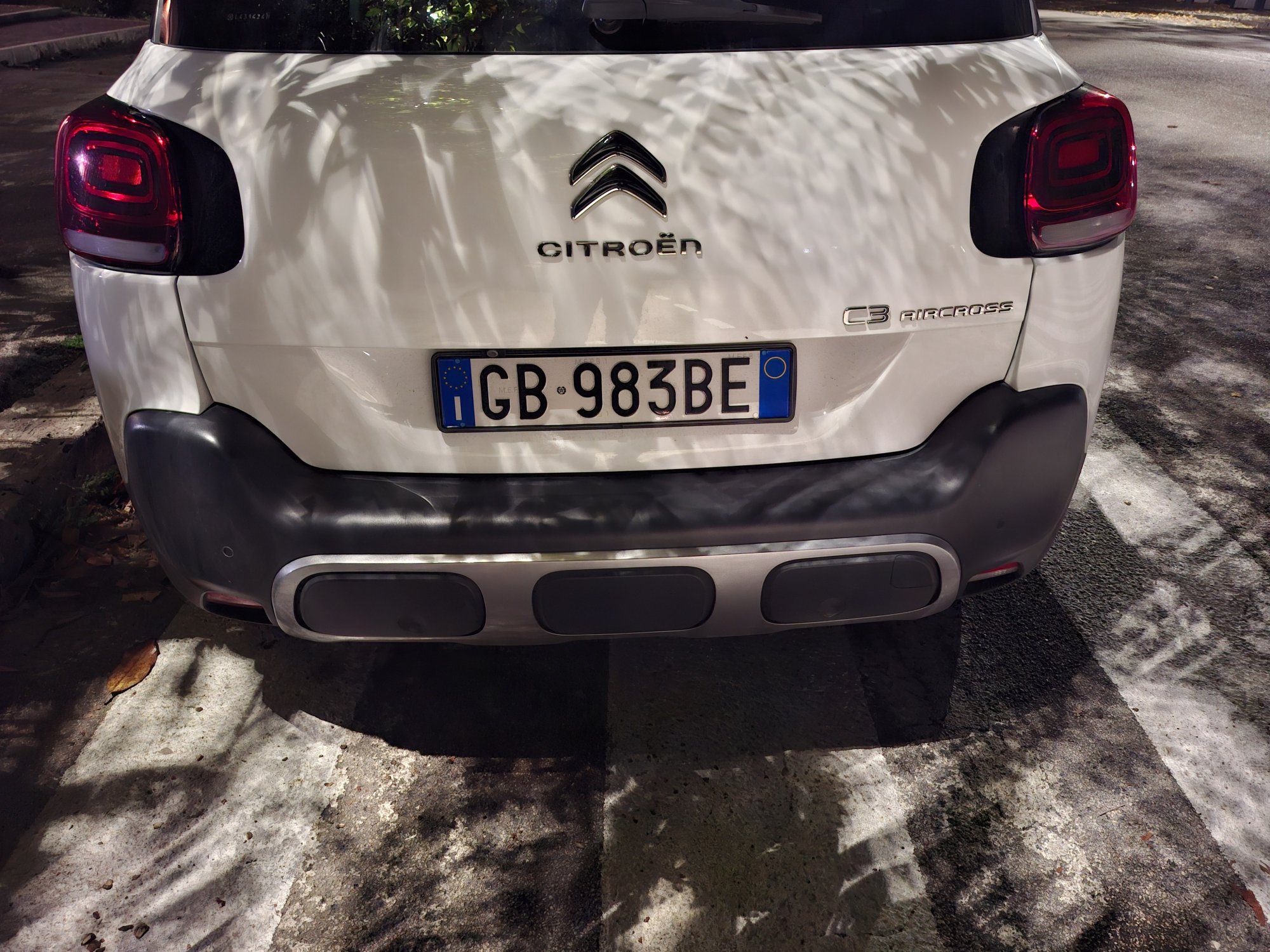 Numer rejestracyjny GB983BE posiada Citroën C3 Aircross
