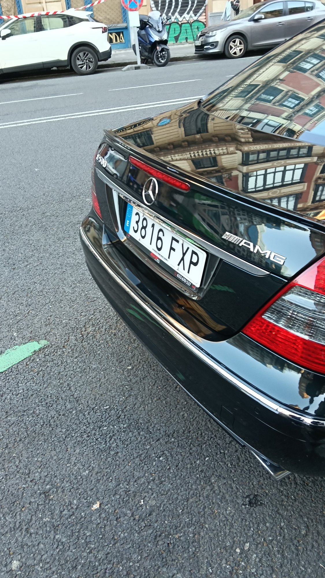 Numer rejestracyjny 3816FXP posiada MERCEDES E (211)