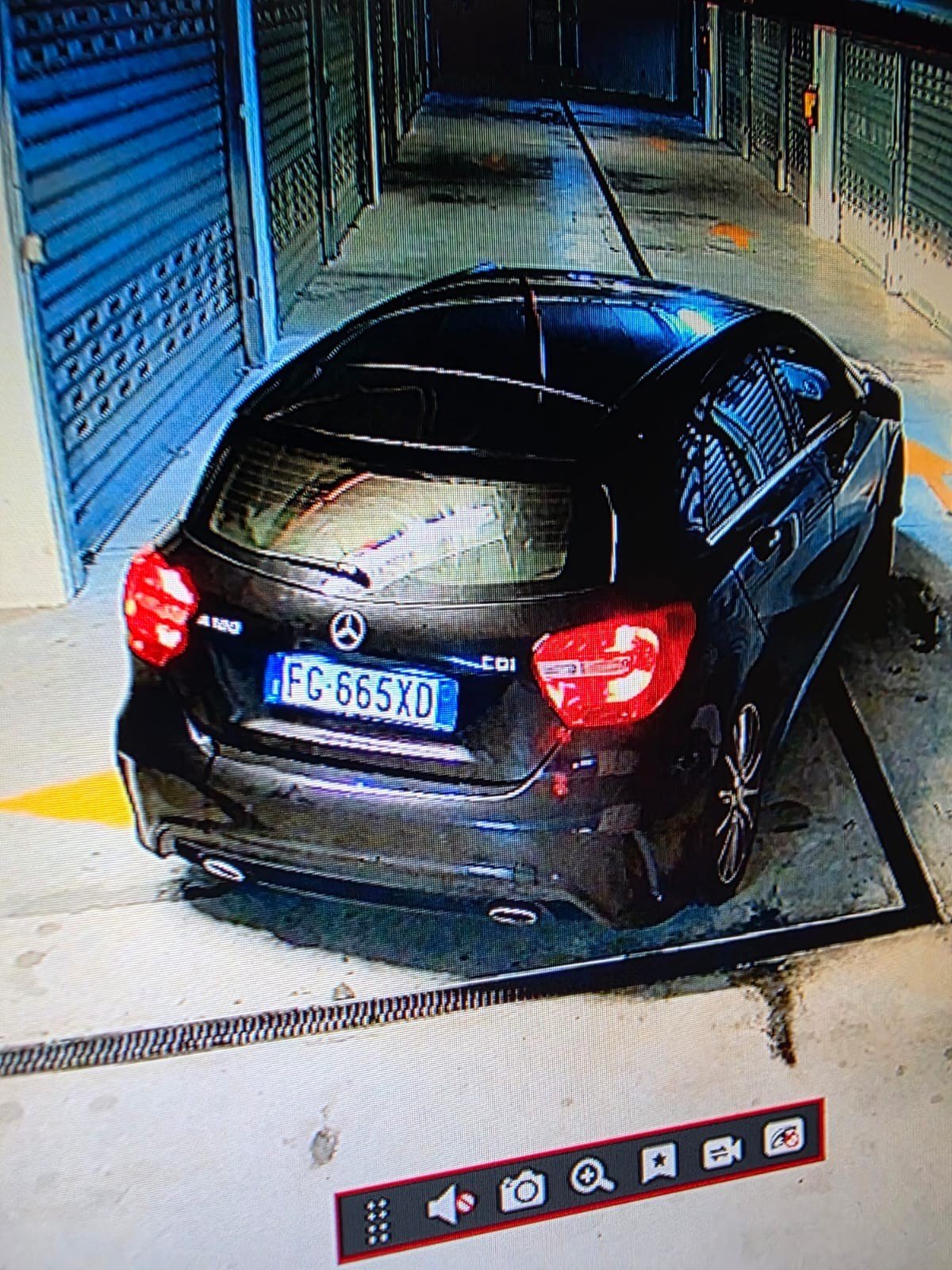 Numer rejestracyjny FG665XD posiada MERCEDES Classe A