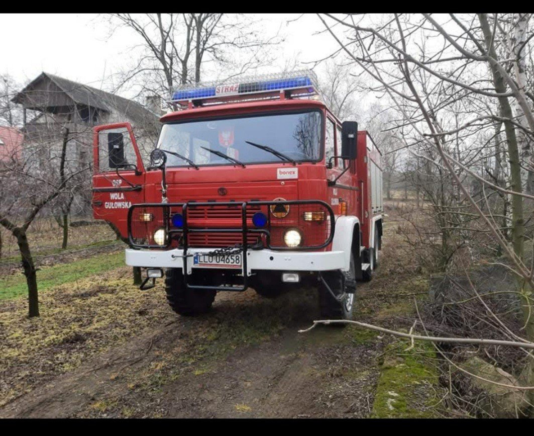 Numer rejestracyjny LLU 04658 posiada FSC-STARACHOWICE STAR 266 - LLU04658